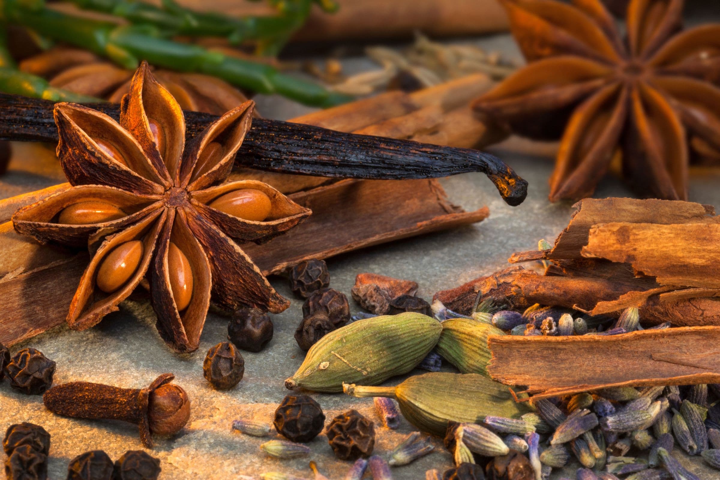 Reordering wholesale spices: protect aroma, shelf space and kitchen supply