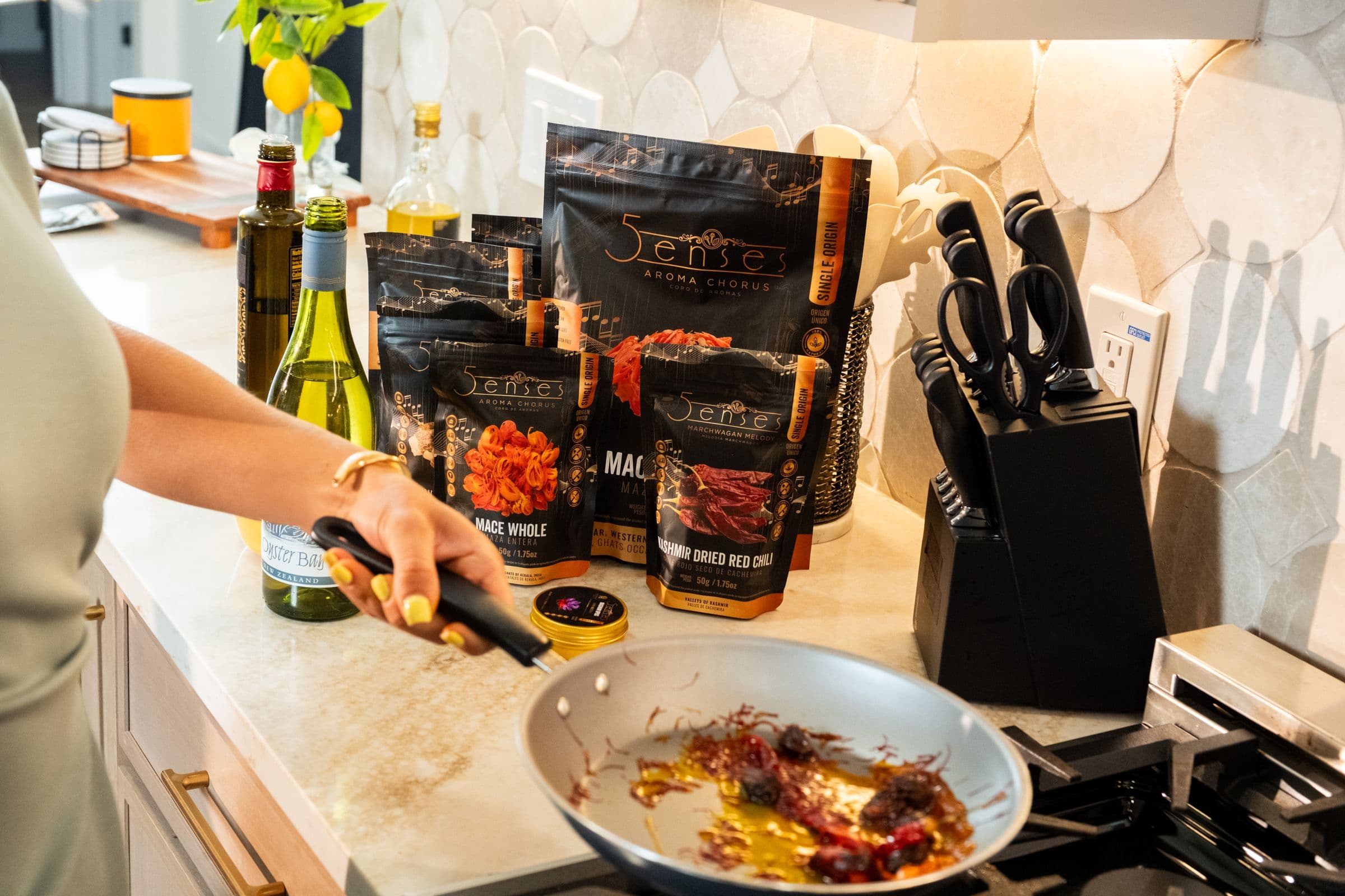 Sell whole spices through cooking: retail tastings and chef collaborations